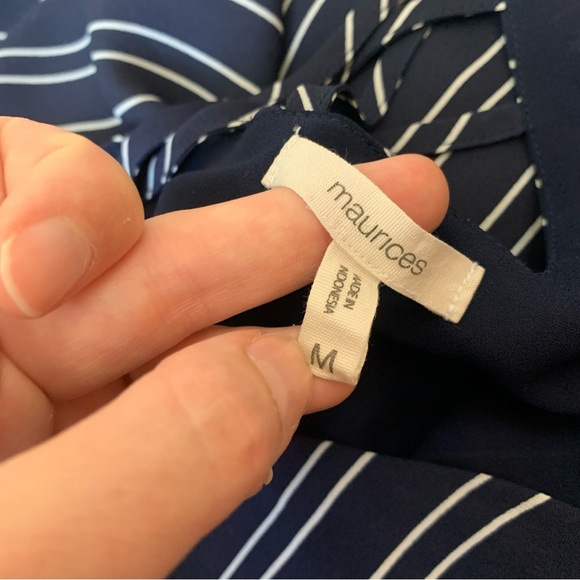 ✨5 FOR $25✨ Maurices navy blue stripe cross back tank top - Picture 6 of 8